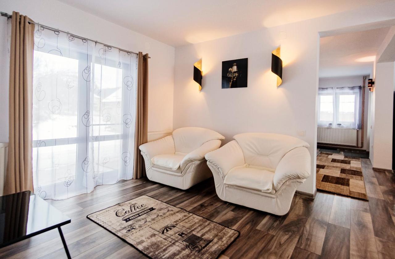 מלון קאמפולונג מולדובנסק Casa Hugo מראה חיצוני תמונה